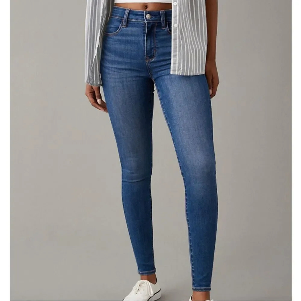 AMERICAN EAGLE | Super Super Stretch X4 Jeggings‎ Medium Wash | Size 6 Long